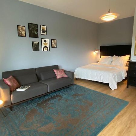 ברלין Beautiful Apartment With Balcony מראה חיצוני תמונה