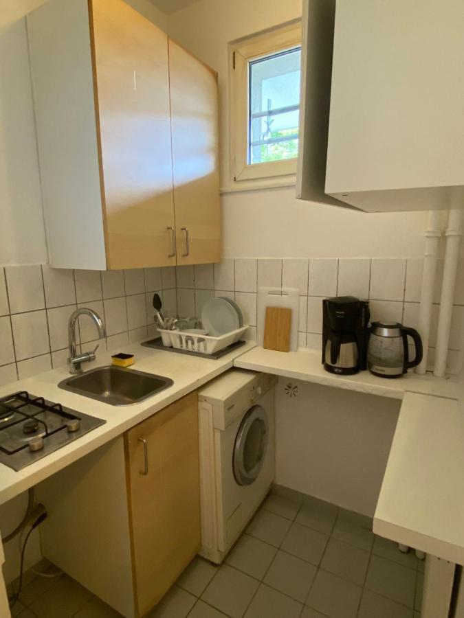 ברלין Beautiful Apartment With Balcony מראה חיצוני תמונה